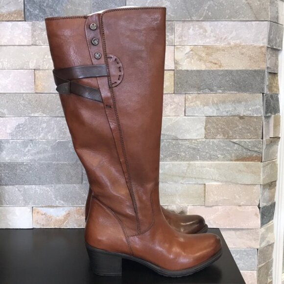 Clarks Maymie Stellar Knee High Boot (H69-10) - Picture 10 of 15